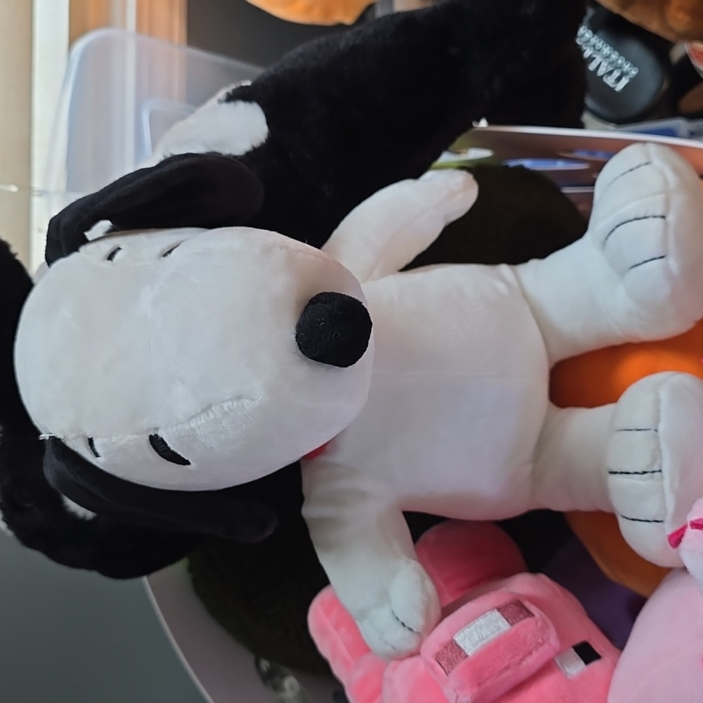 Kohl's Care White Plush Snoopy Dog Child's Stuffed Toy New